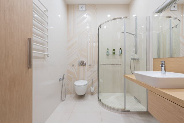 Tile vs. Stone, Trendy vs. Timeless: A Smart Homeowner’s Guide to Bathroom Remodels in Sacramento, CA