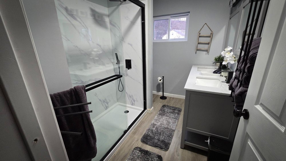 Bathroom Renovation Installer in Athol ID